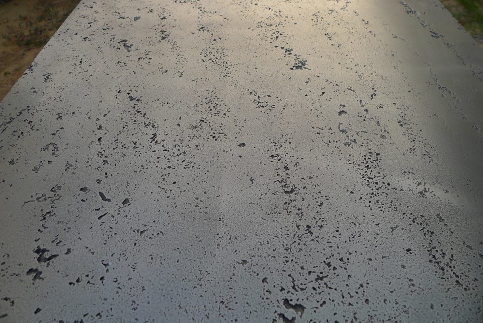 ציפוי מתכת על אבן