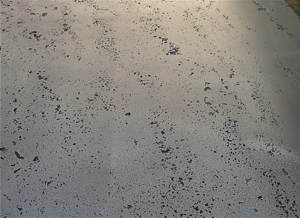 ציפוי מתכת על אבן