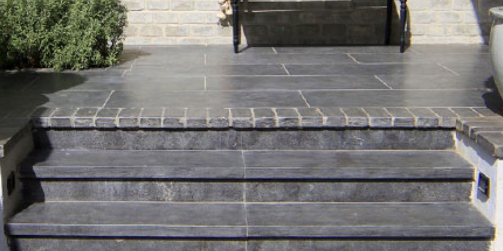 מדרגות אבן טבעית